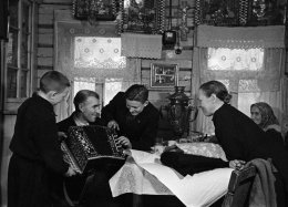 Колхозник привез подарки.jpg