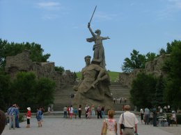 0015-020-Glavnaja-sostavljajuschaja-kompleksa-Mamaev-Kurgan-statuja-Rodiny-Materi[1].jpg
