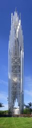 320px-Crystal_Cathedral_spire_complete.jpg